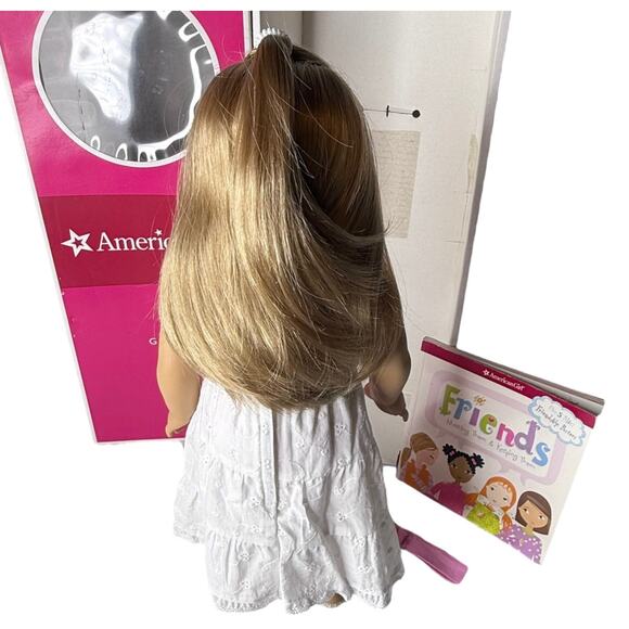 American Girl Gwen Doll Meet Outfit Headband Hair Tie Book Sonali's Friend Box - Picture 2 of 12